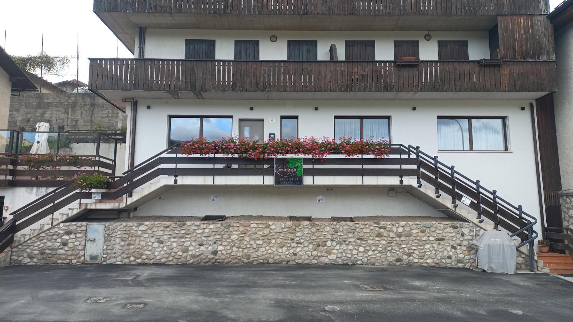 Il Quadrifoglio - Alloggio Turistico Valle di Cadore Eksteriør billede